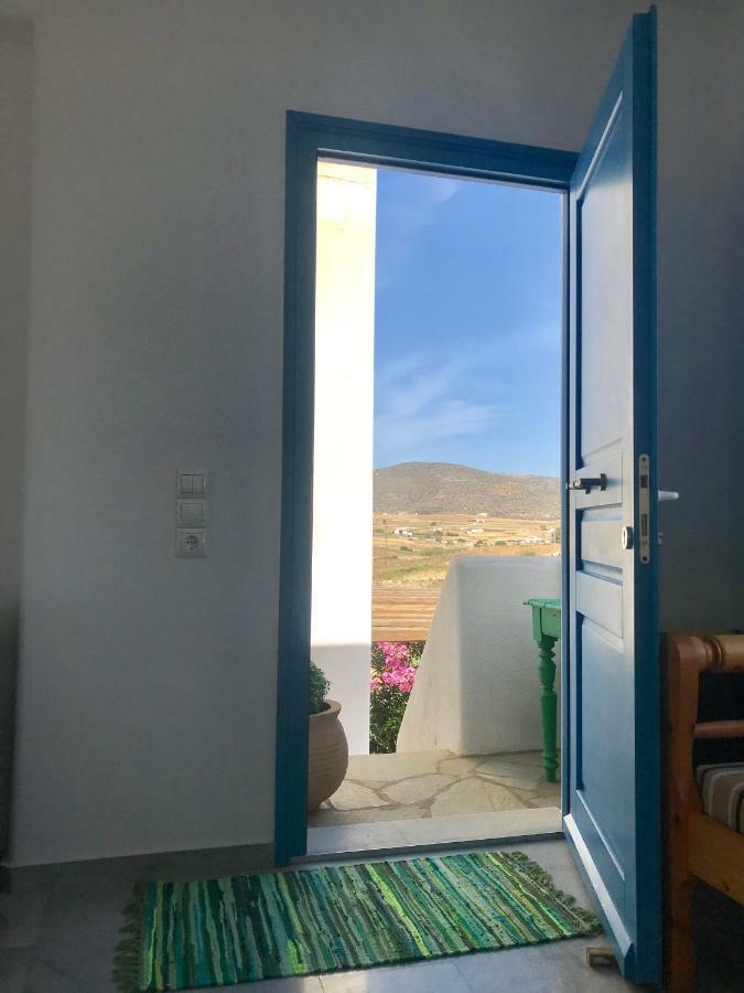 Paros Book'Inn بوسي لِفاذي المظهر الخارجي الصورة